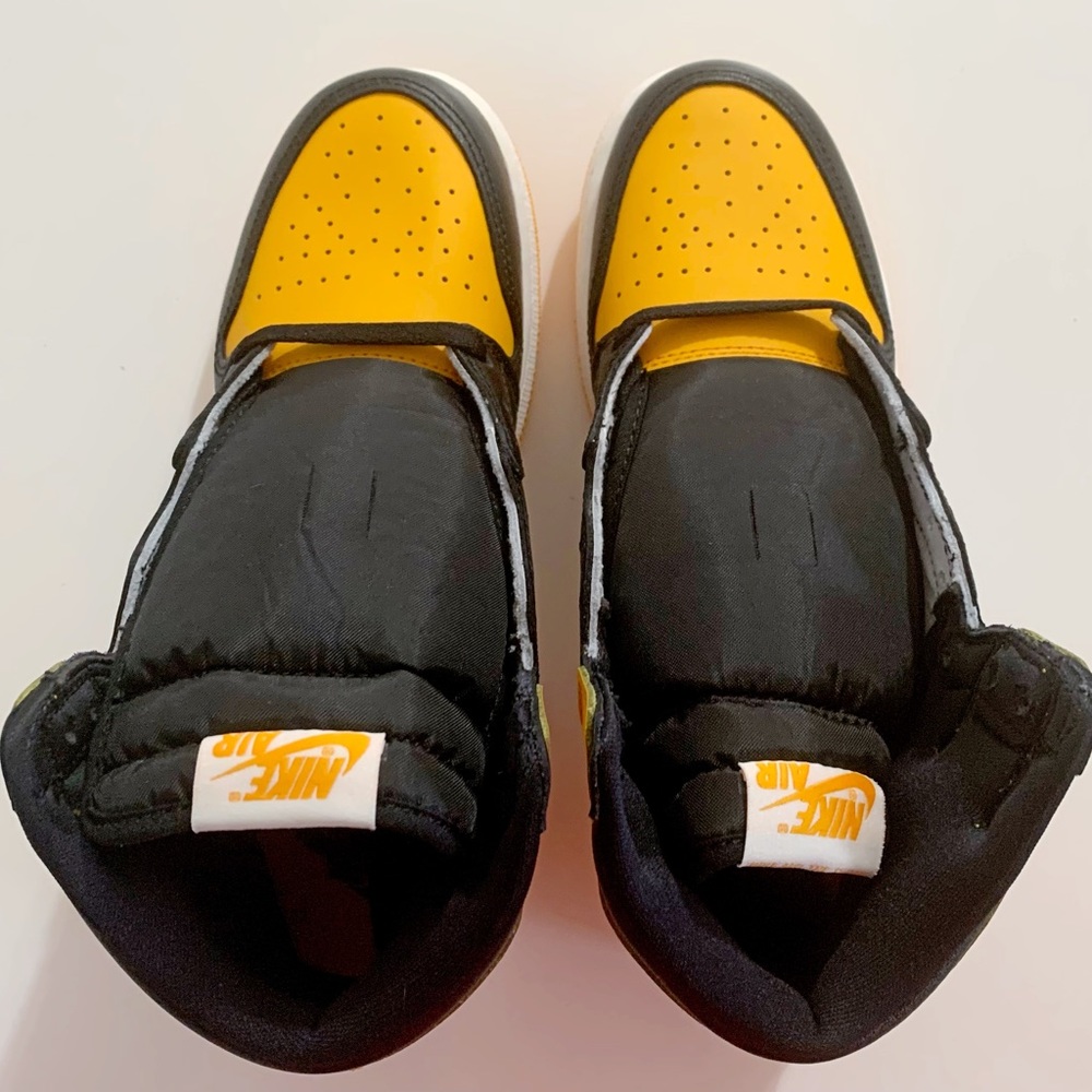 ❌SOLD🎁Nike Air Jordan 1 Retro High OG Taxi Yellow Toe WMNS 8 - Picture 7 of 10